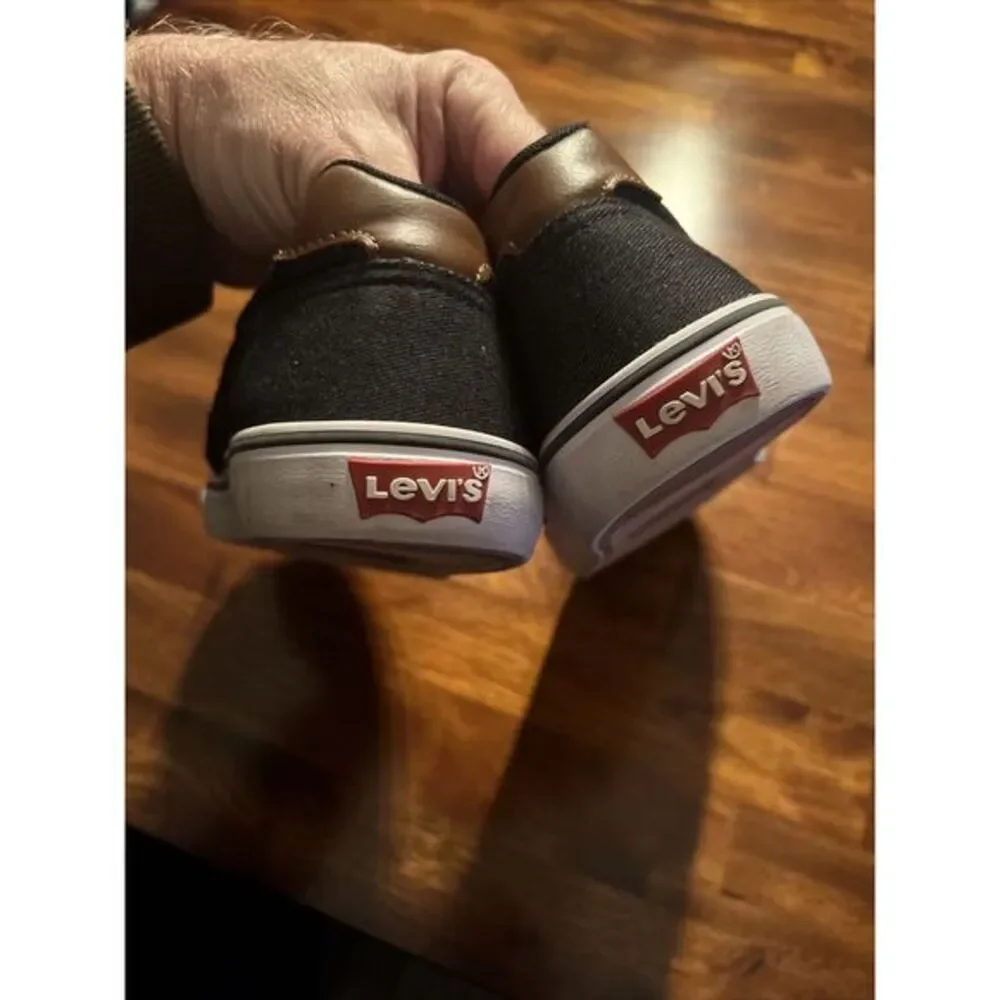 MENS LEVIS BLACK CANVAS/LEATHER  COMFORT‎ CASUAL SHOES SIZE 9 BLACK